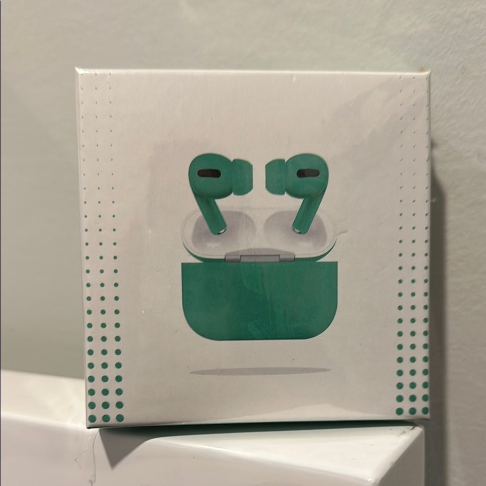 Green Wireless Earbuds